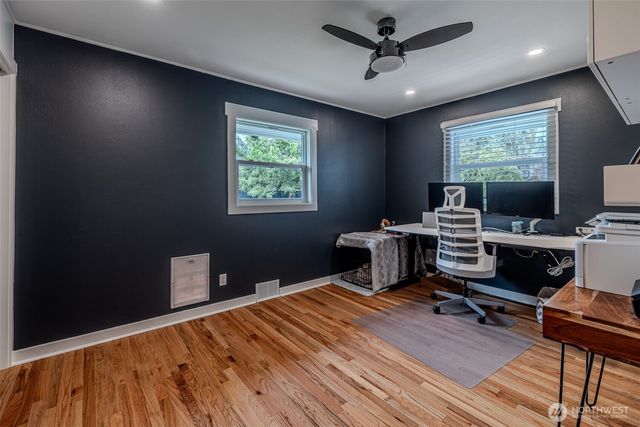 1043 Linwood Avenue, Wenatchee, WA 98801