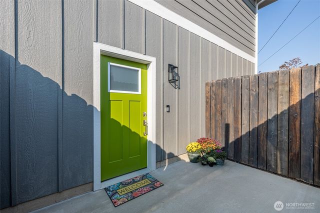 1043 Linwood Avenue, Wenatchee, WA 98801