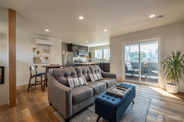 1043 Linwood Avenue, Wenatchee, WA 98801