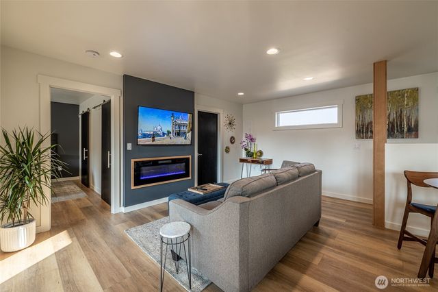 1043 Linwood Avenue, Wenatchee, WA 98801