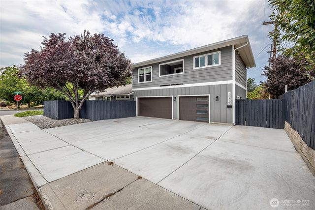 1043 Linwood Avenue, Wenatchee, WA 98801