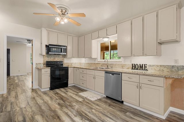 4612 South Point Road, Diamond Springs, CA 95667