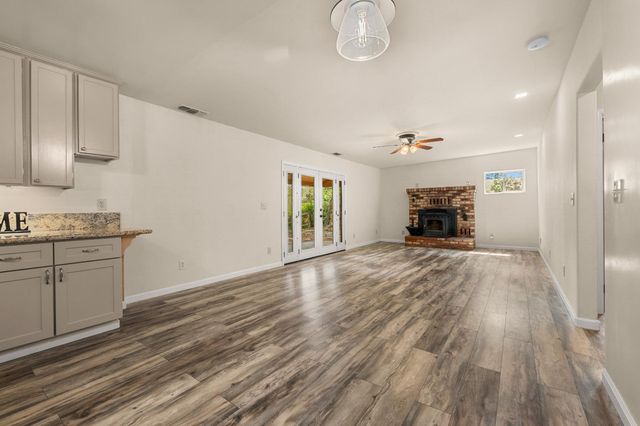 4612 South Point Road, Diamond Springs, CA 95667