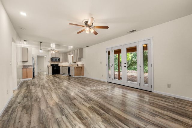 4612 South Point Road, Diamond Springs, CA 95667