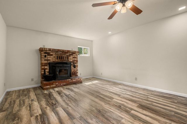 4612 South Point Road, Diamond Springs, CA 95667