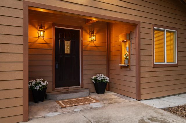 4612 South Point Road, Diamond Springs, CA 95667