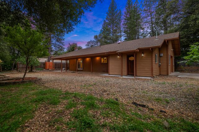 4612 South Point Road, Diamond Springs, CA 95667
