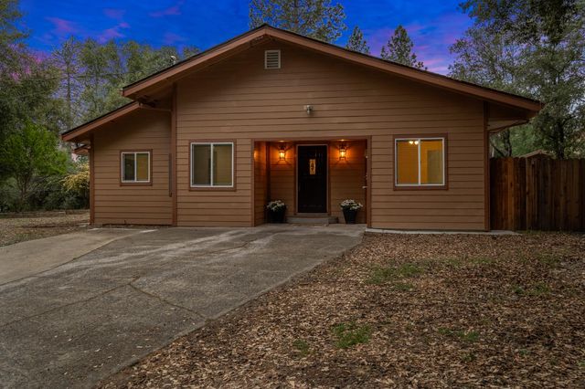 4612 South Point Road, Diamond Springs, CA 95667