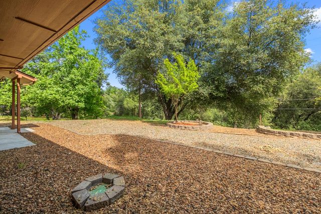 4612 South Point Road, Diamond Springs, CA 95667