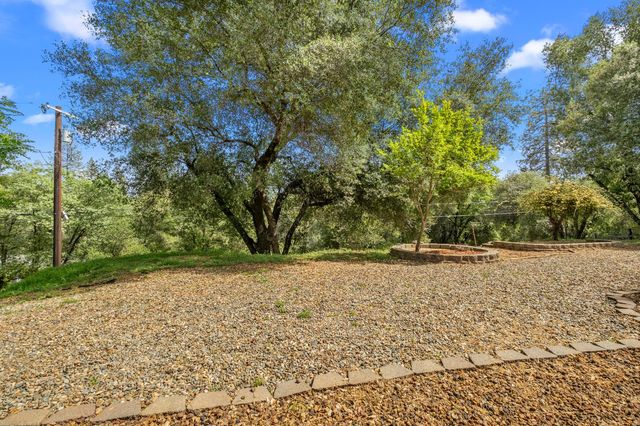 4612 South Point Road, Diamond Springs, CA 95667