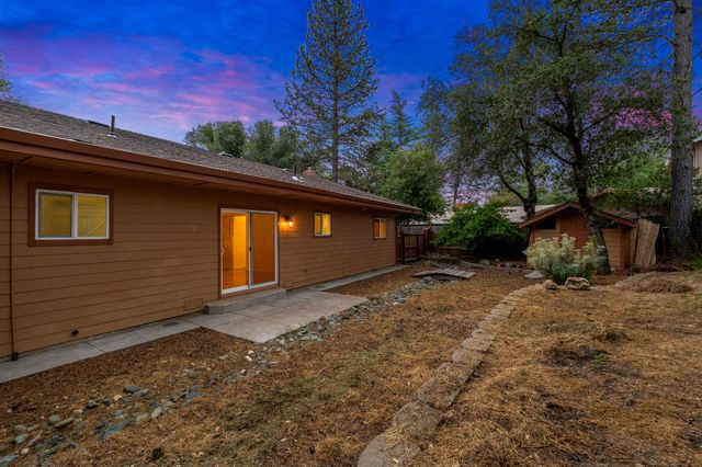 4612 South Point Road, Diamond Springs, CA 95667