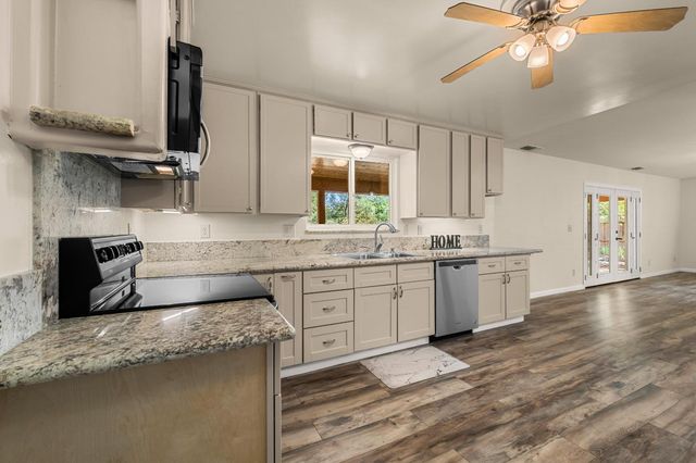 4612 South Point Road, Diamond Springs, CA 95667