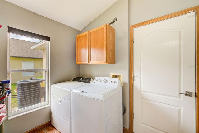 2927 HICKORY GROVE DRIVE, Valrico, FL 33596