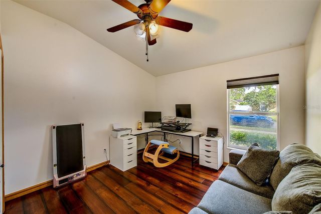 2927 HICKORY GROVE DRIVE, Valrico, FL 33596