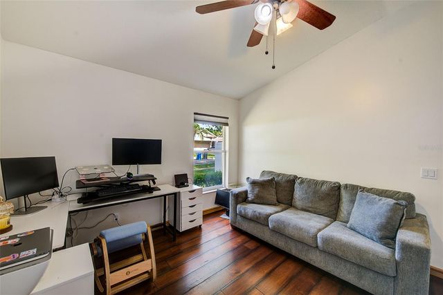 2927 HICKORY GROVE DRIVE, Valrico, FL 33596