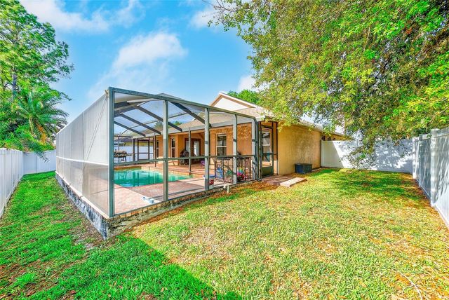 2927 HICKORY GROVE DRIVE, Valrico, FL 33596