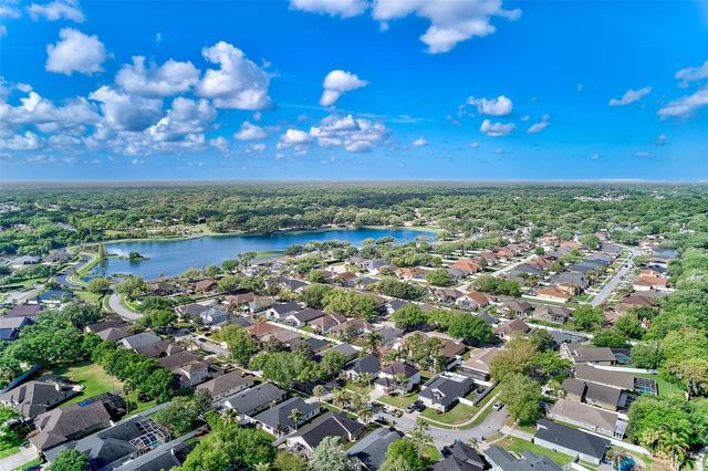 2927 HICKORY GROVE DRIVE, Valrico, FL 33596