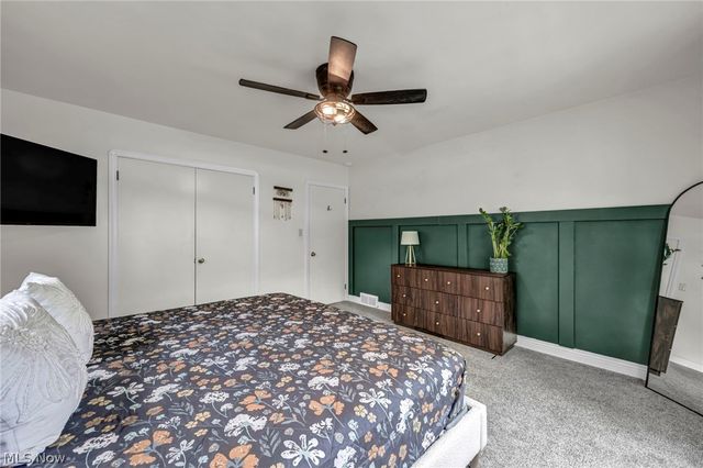 7973 Skyline Drive, Broadview Heights, OH 44147