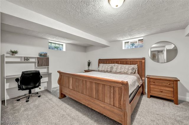 7973 Skyline Drive, Broadview Heights, OH 44147