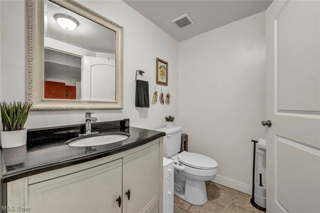 7973 Skyline Drive, Broadview Heights, OH 44147
