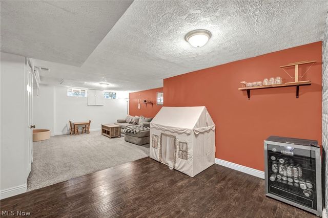 7973 Skyline Drive, Broadview Heights, OH 44147