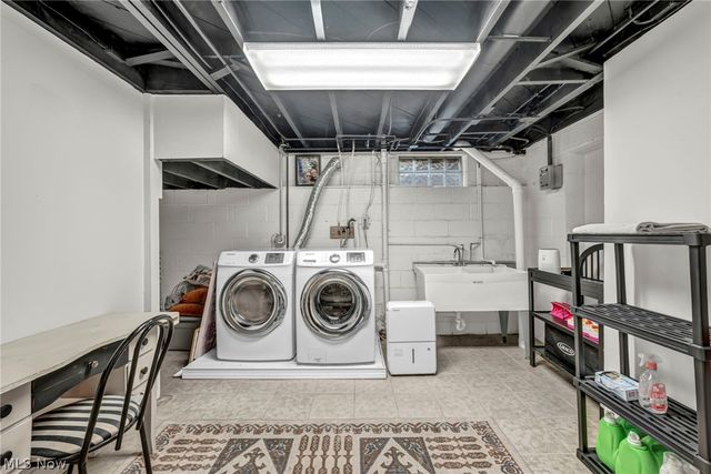 7973 Skyline Drive, Broadview Heights, OH 44147