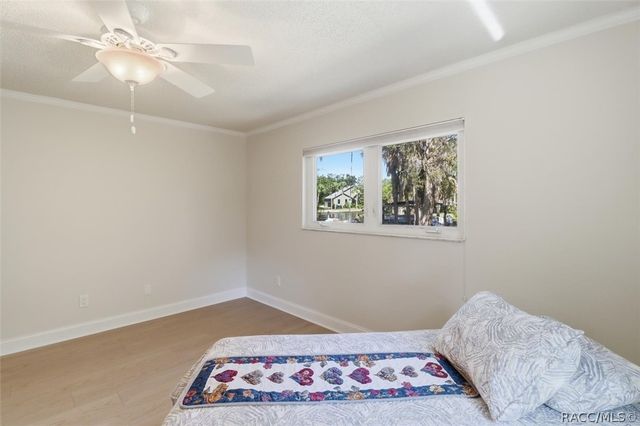 11857 W Riverhaven Drive, Homosassa, FL 34448