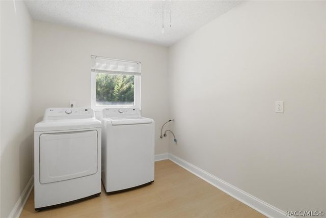 11857 W Riverhaven Drive, Homosassa, FL 34448