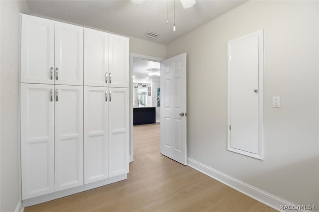 11857 W Riverhaven Drive, Homosassa, FL 34448