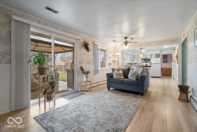 2730 Woodlawn Drive, Anderson, IN 46013