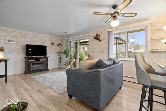 2730 Woodlawn Drive, Anderson, IN 46013