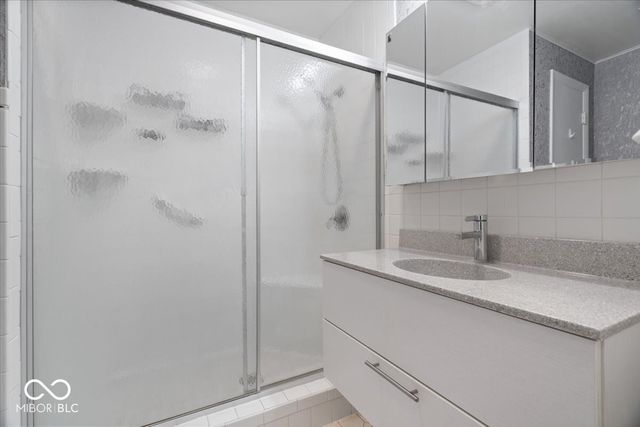 2730 Woodlawn Drive, Anderson, IN 46013