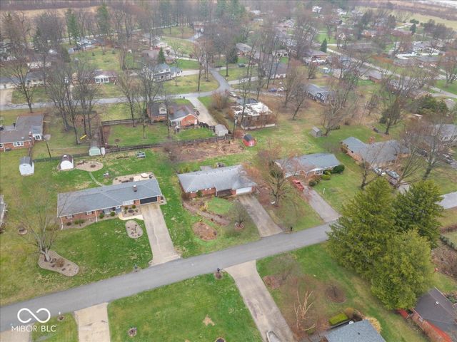 2730 Woodlawn Drive, Anderson, IN 46013