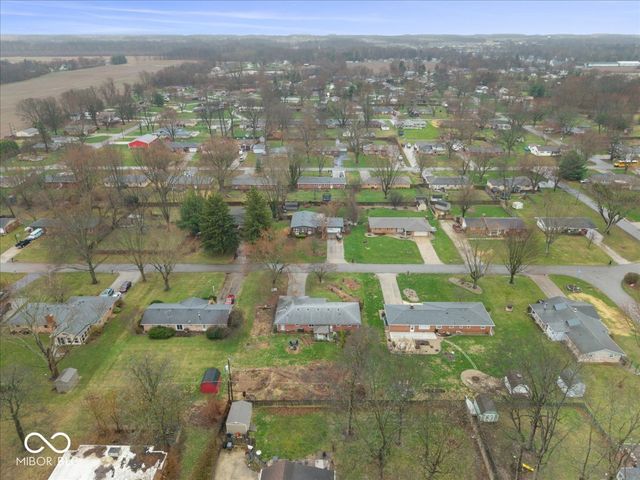 2730 Woodlawn Drive, Anderson, IN 46013