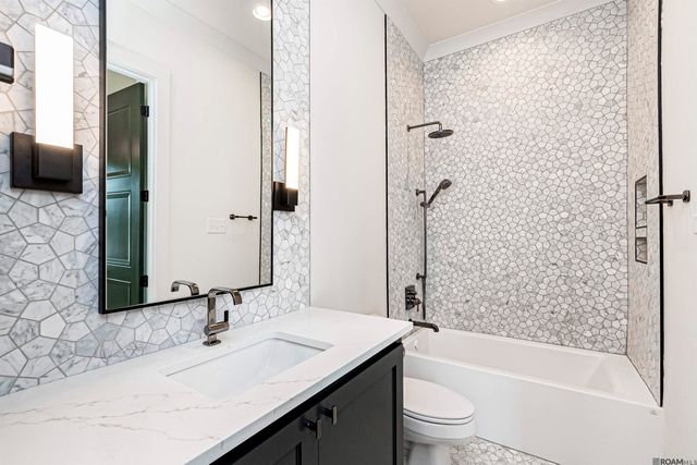 2860 Pointe-marie Dr, Baton Rouge, LA 70820