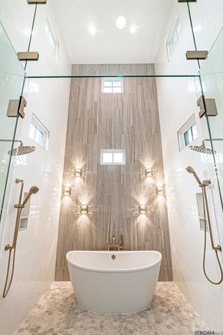 2860 Pointe-marie Dr, Baton Rouge, LA 70820