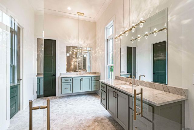 2860 Pointe-marie Dr, Baton Rouge, LA 70820