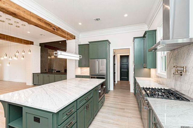 2860 Pointe-marie Dr, Baton Rouge, LA 70820