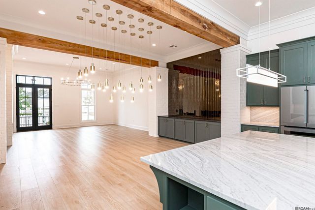 2860 Pointe-marie Dr, Baton Rouge, LA 70820