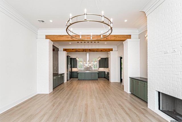 2860 Pointe-marie Dr, Baton Rouge, LA 70820