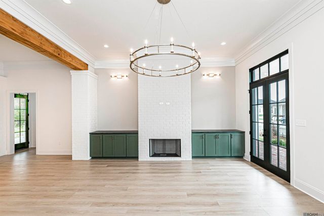 2860 Pointe-marie Dr, Baton Rouge, LA 70820