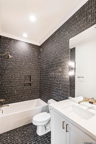 2860 Pointe-marie Dr, Baton Rouge, LA 70820