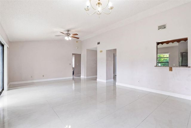 871 LAMPLIGHTER DRIVE NW, Palm Bay, FL 32907