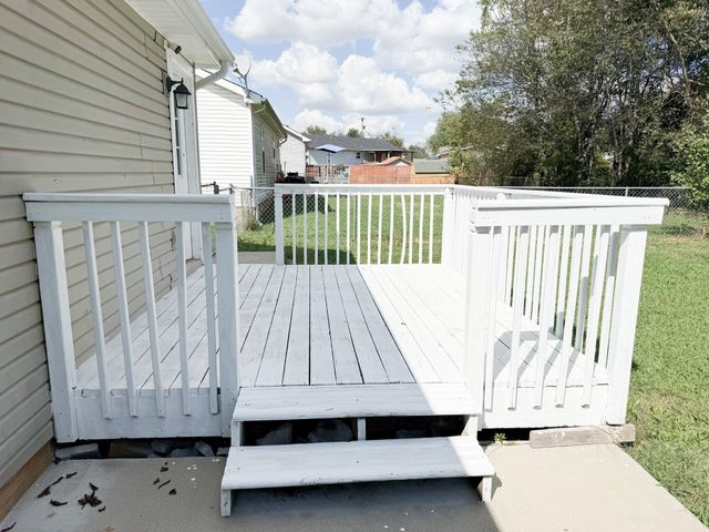 346 Cranklen Cir, Clarksville, TN 37042