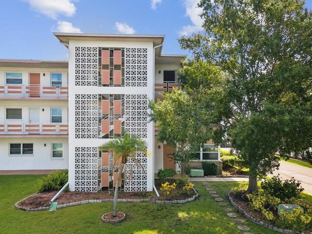 6015 19TH STREET N 117, St Petersburg, FL 33714
