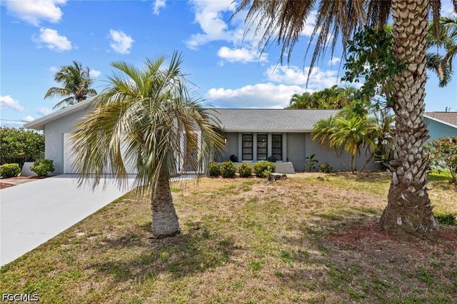 924 SE 21st LN, Cape Coral, FL 33990