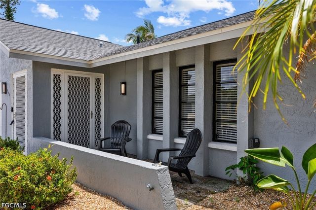924 SE 21st LN, Cape Coral, FL 33990