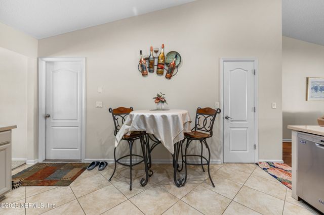 10905 STANTON HILLS Drive E, Jacksonville, FL 32222