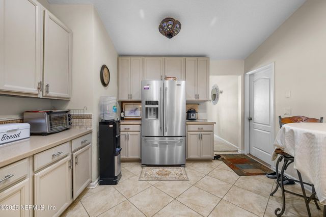 10905 STANTON HILLS Drive E, Jacksonville, FL 32222