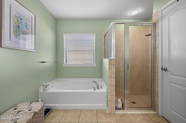 10905 STANTON HILLS Drive E, Jacksonville, FL 32222